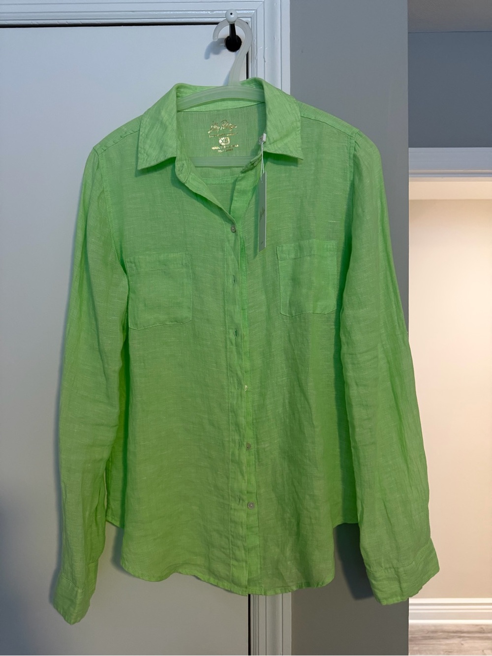 NWT Lilly Pulitzer Seacoast Linen Button Down